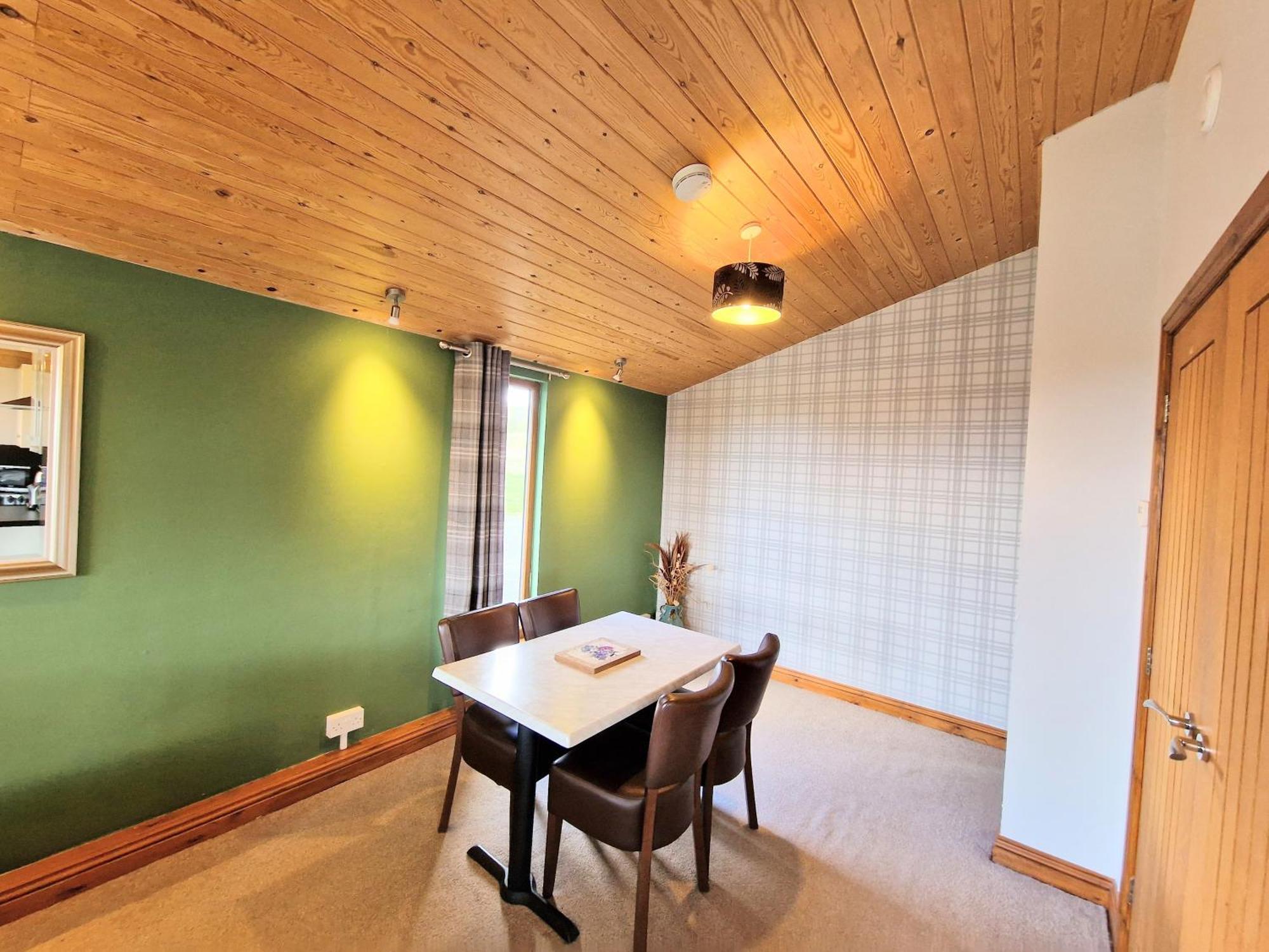 Ochil 8 With Private Hot Tub - Fife - Loch Leven - Lomond Hills Villa Kelty Екстериор снимка