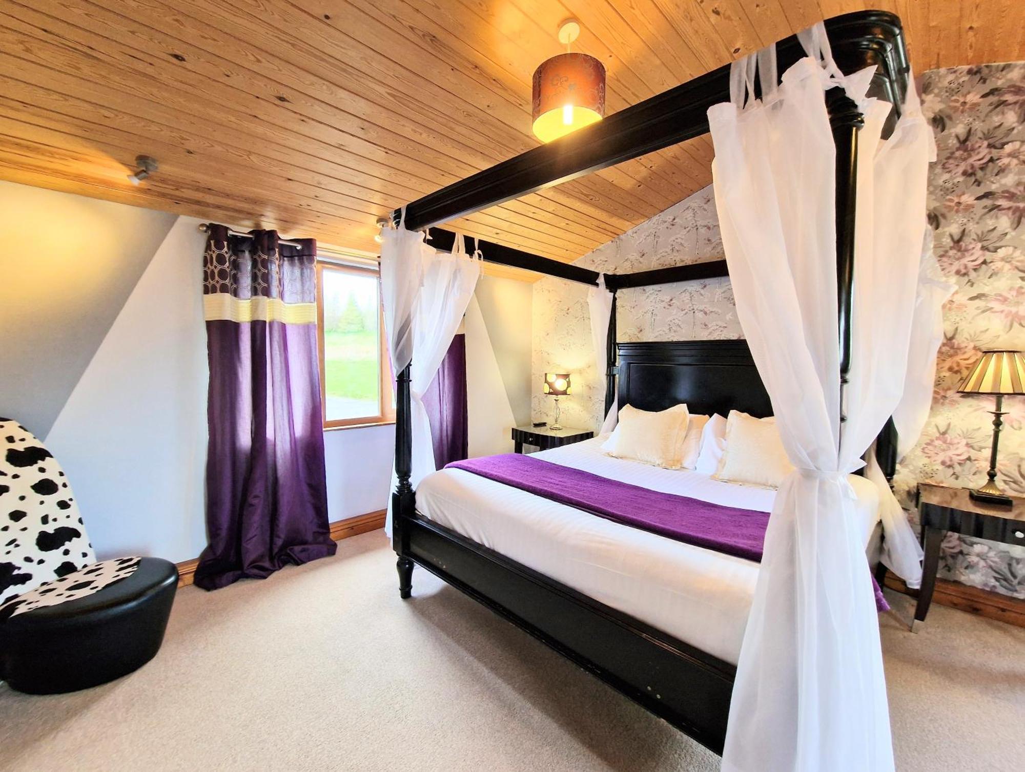 Ochil 8 With Private Hot Tub - Fife - Loch Leven - Lomond Hills Villa Kelty Екстериор снимка